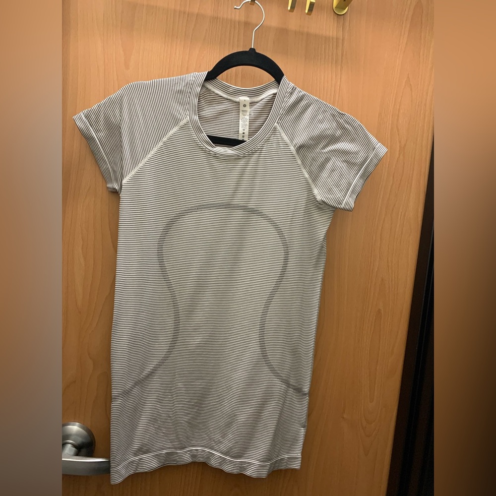 Lululemon Swiftly Tech